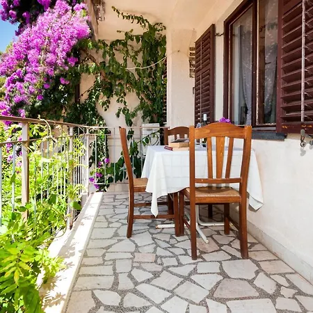 Up To 7 People,near And Centre Guest house Rovinj